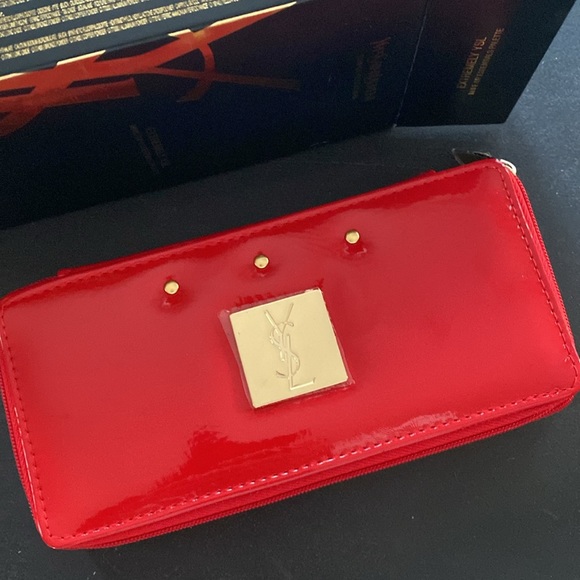 YSL Makeup Essentials Palette - Picture 3 of 7